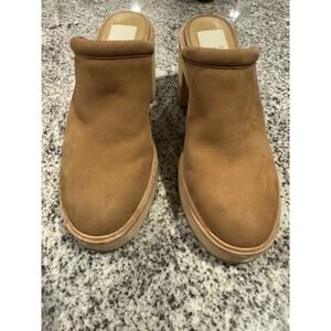 Dolce Vita suede Platform clogs Size 8 EUC